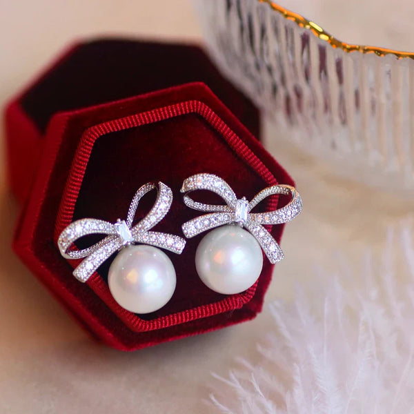 Mini Pearls Earring