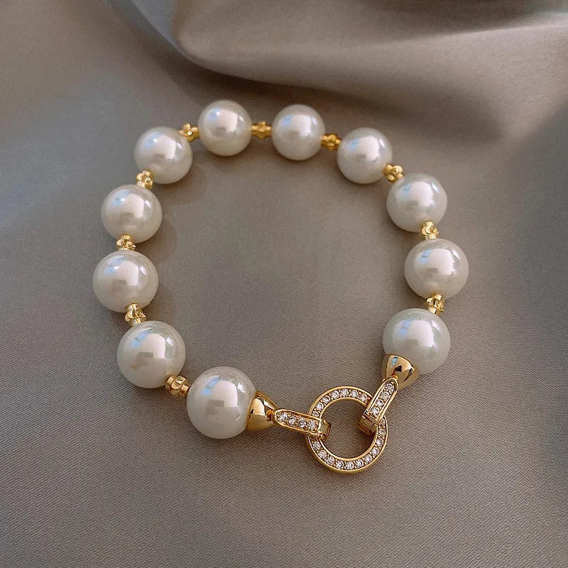Circle Pearl Bracelet
