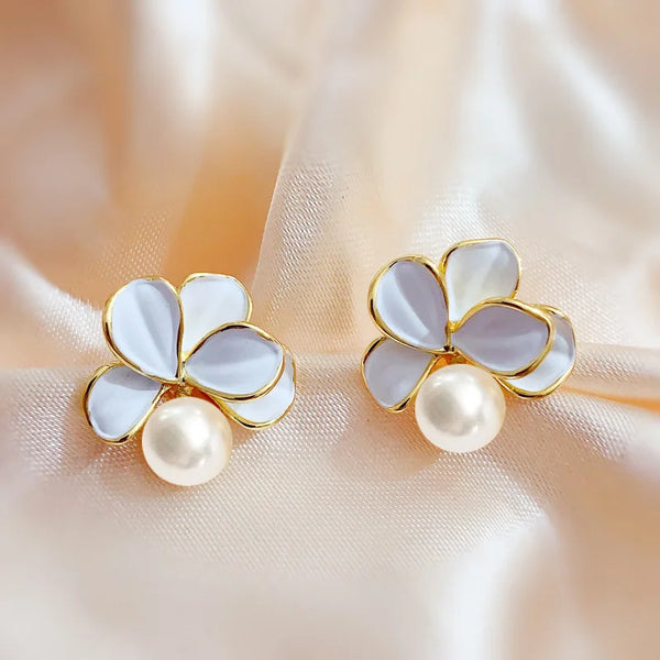 Pearl Floral Earrings